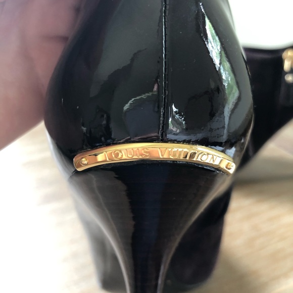 Louis Vuitton Elsa Low Booties - Picture 4 of 8